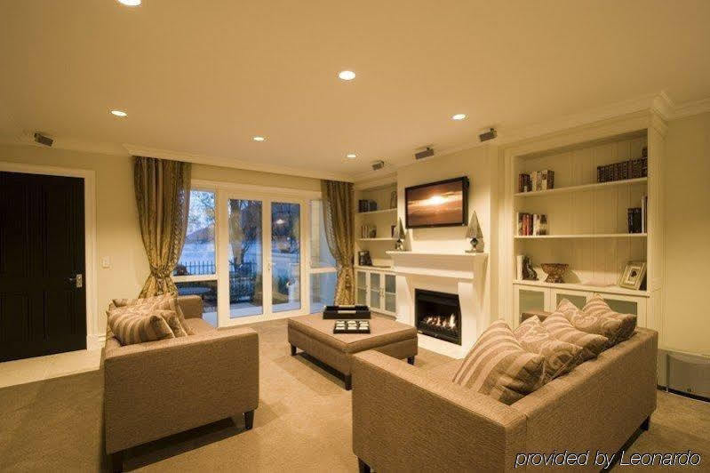 Esplanade Queenstown By Staysouth Extérieur photo